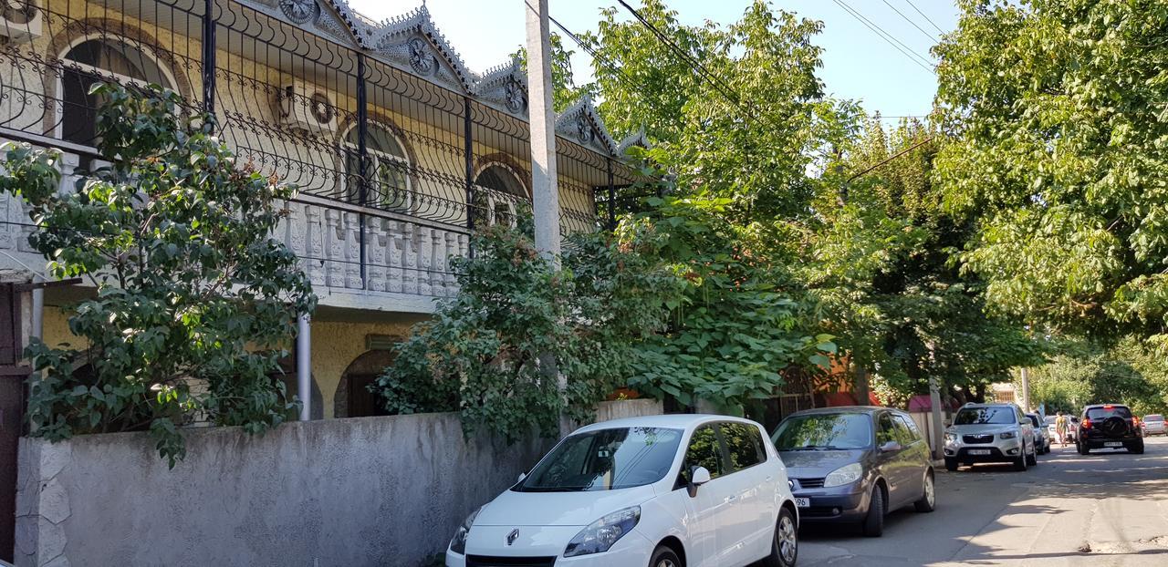 La Vitalie Guest House Кишинів Екстер'єр фото